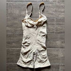 Seamless Body Shaper Camisole XL/XXL | Nude Tummy Control Shapewear Tank